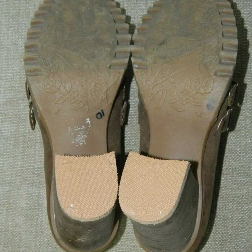 Skechers Loafers Shoes Brown Chunky Heels 90s Y2K‎ Size  9
